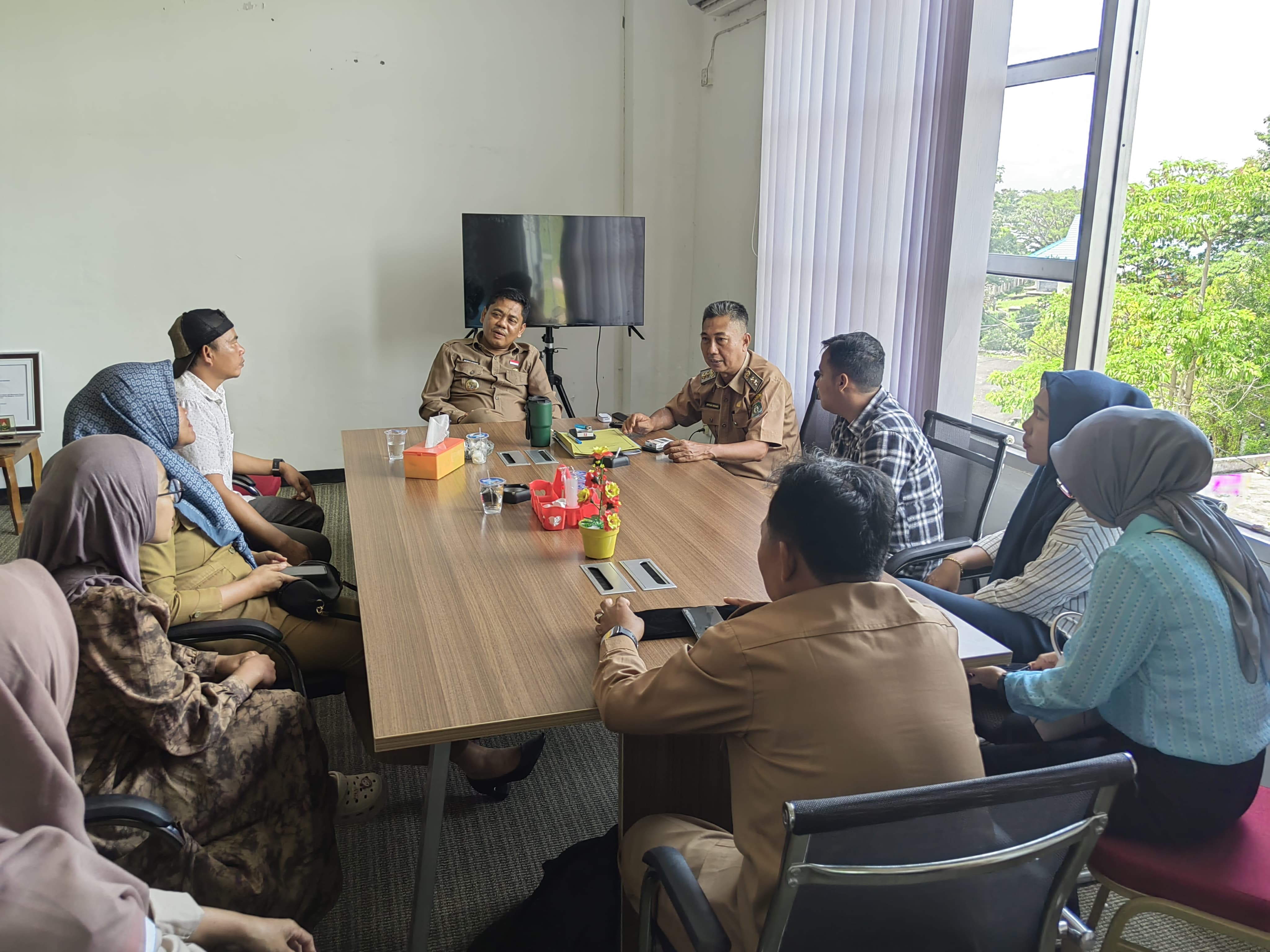 Silaturahmi Honorer R4 Kab Kaur Dengan Sekda ; Aspirasi Disambut Baik