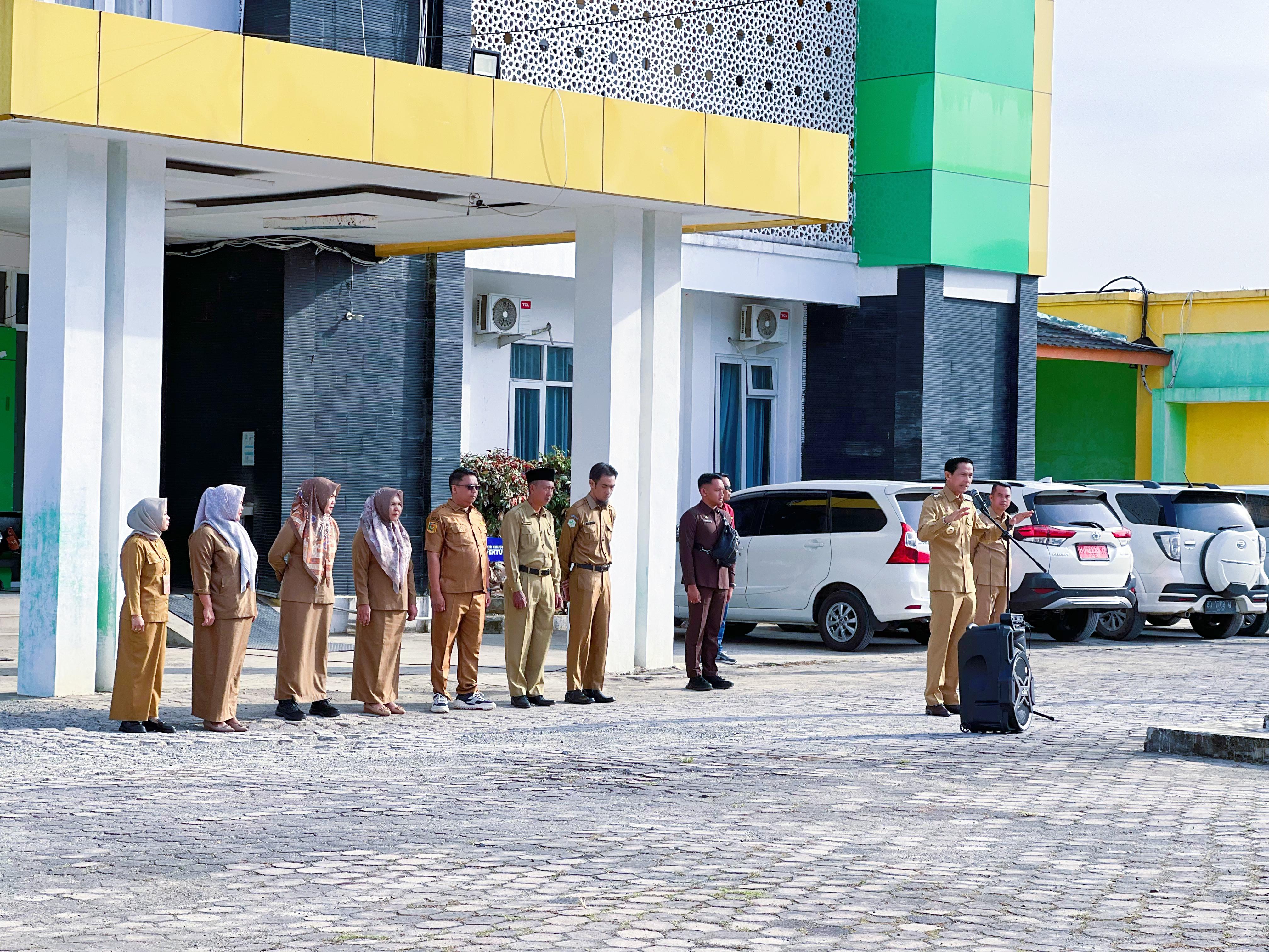 Bupati Gusril Pimpin Apel Mendadak di RSUD Kaur ; Tekankan Pelayanan Prima untuk Masyarakat