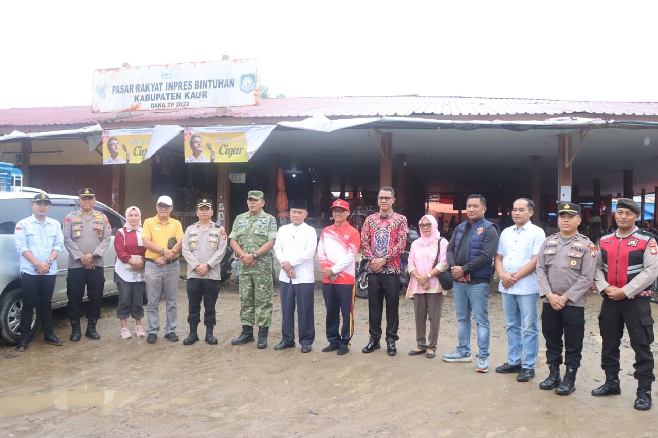 Antisipasi Lonjakan Harga ; Polres Kaur dan Pemkab Turun Langsung ke Pasar