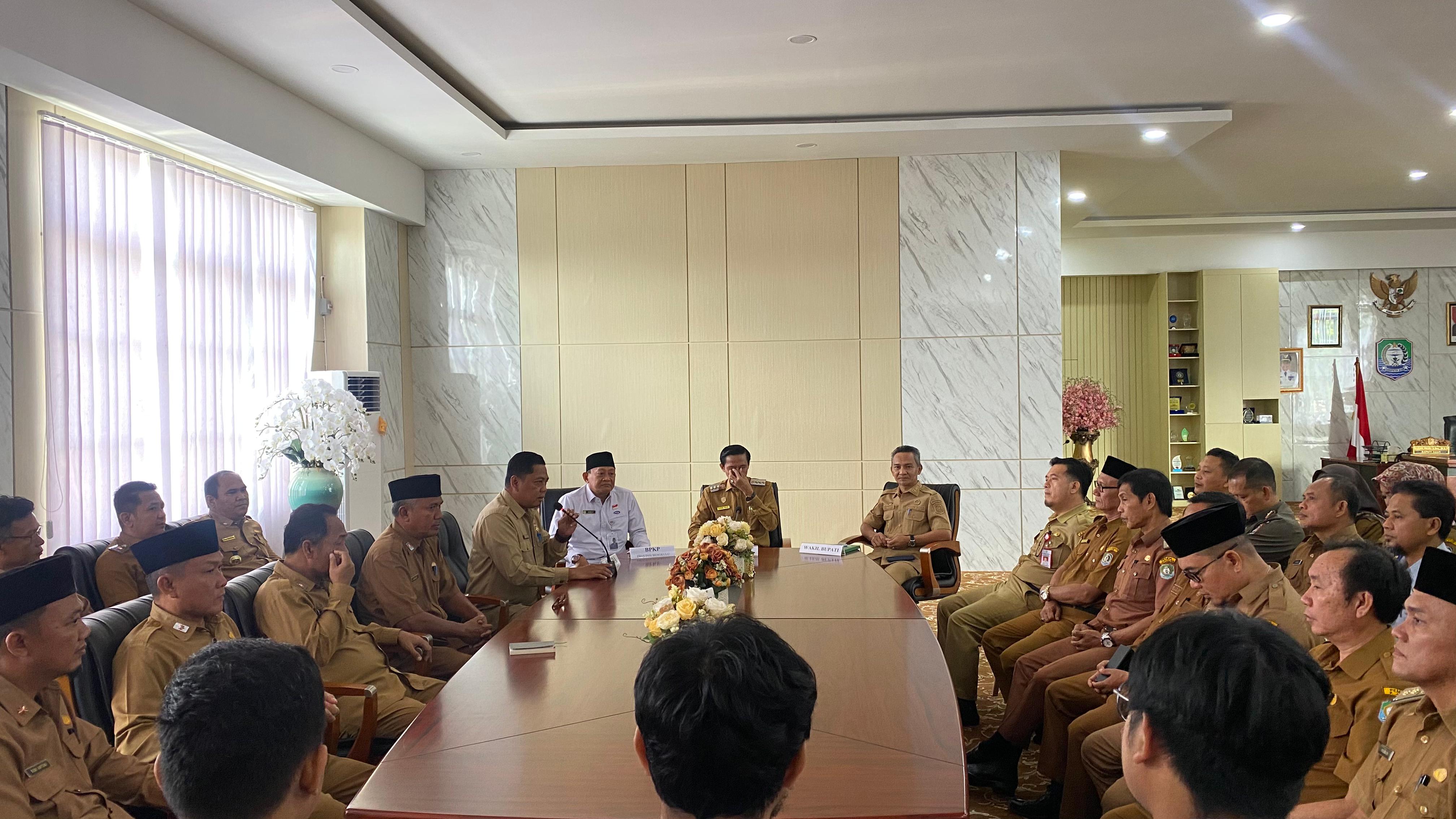 Bupati Kaur Tegaskan Komitmen Peningkatan Kesejahteraan dalam Entry Meeting Bersama BPKP